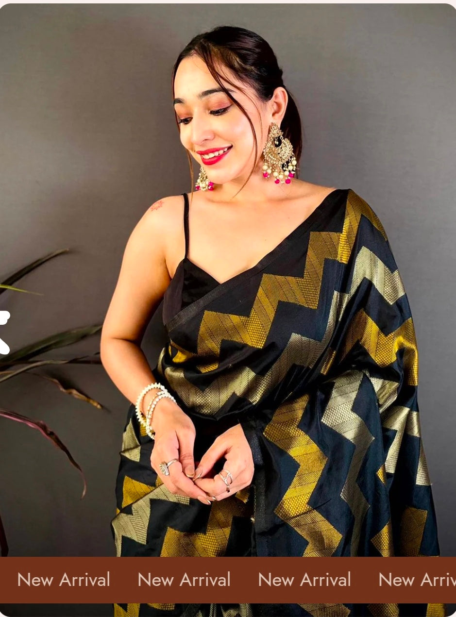 Black Silk Geometric Zigzag Zari