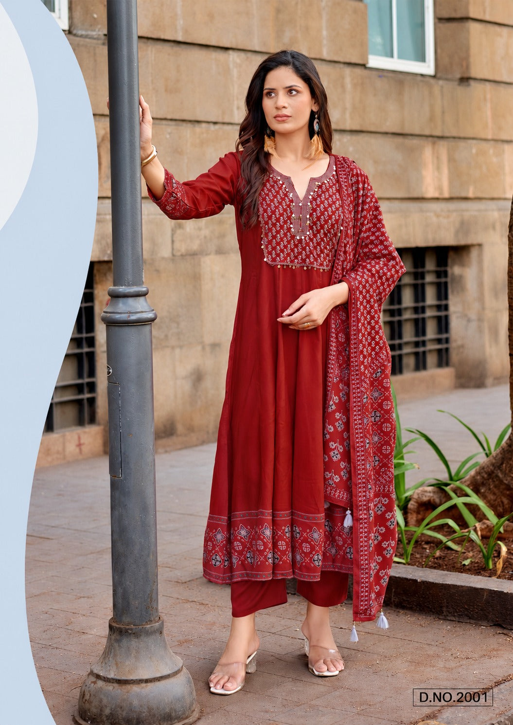 🌸 VASTRAL – Premium Rayon Printed Suit Set 🌸