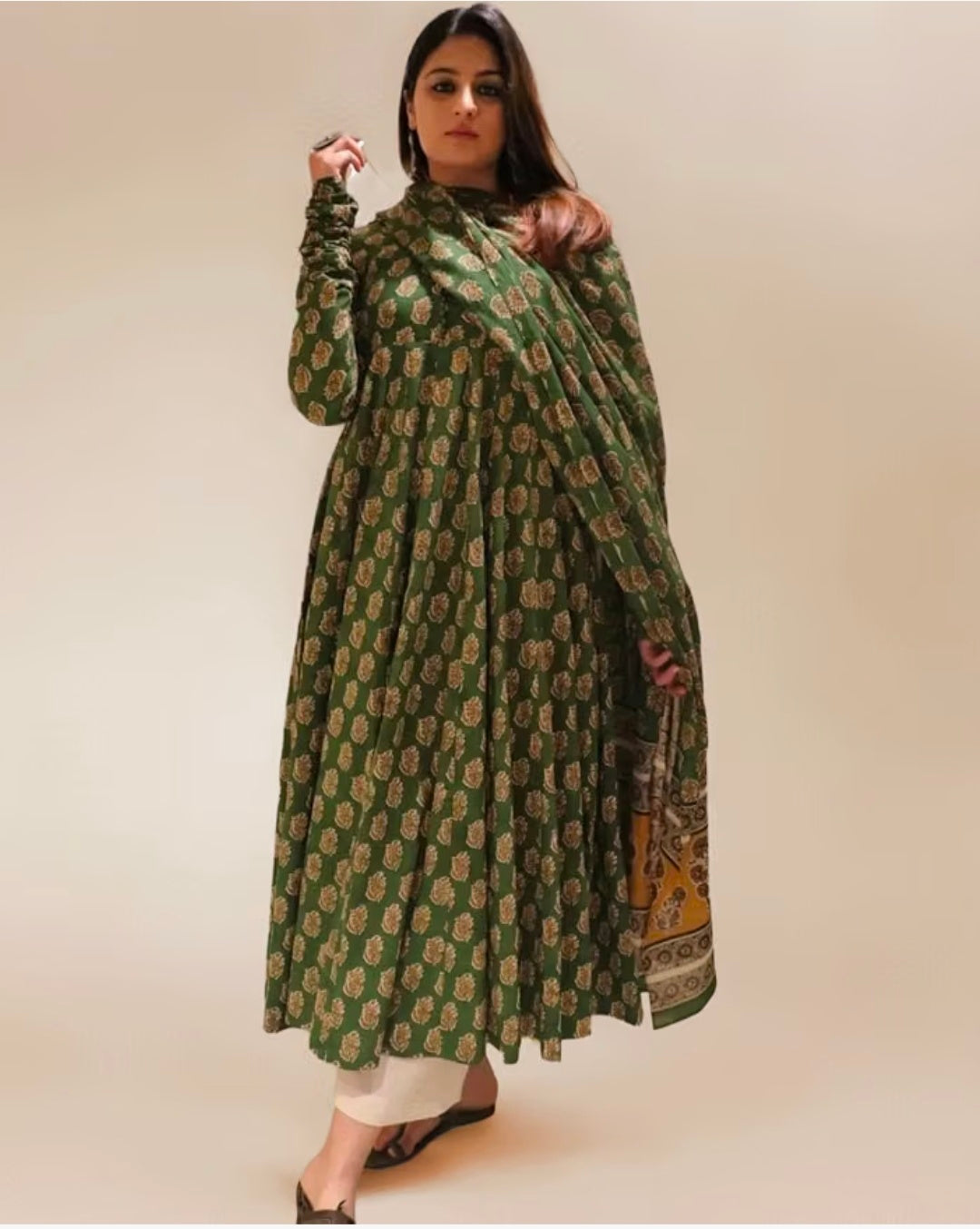 Anarkali Kurta Pant and printed Dupatta Set