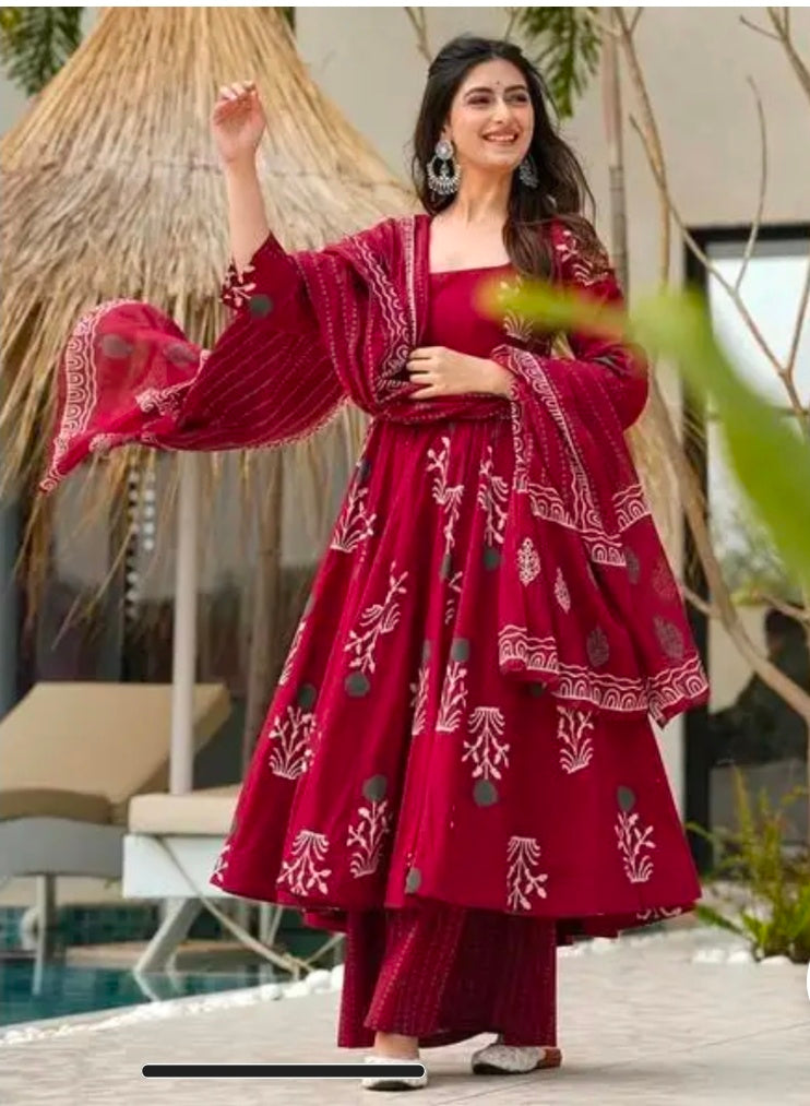 Casual + Cotton Blend + Kurta Pant Dupatta Set + 3 Piece + Calf Length