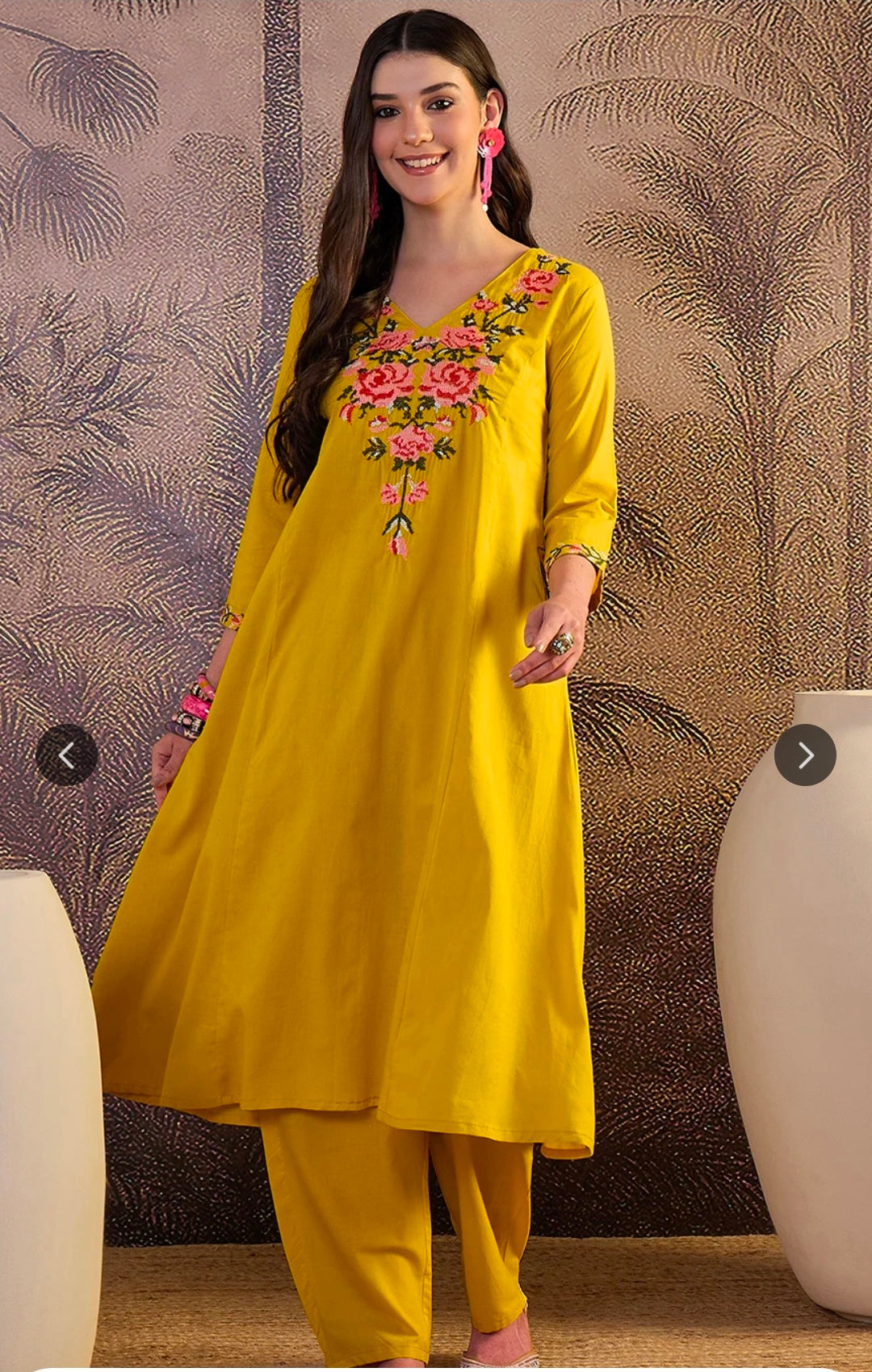 Women's Pure Cotton Floral Thread Work Kurta Pant Set